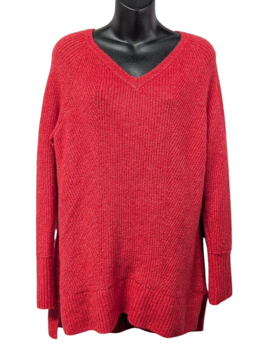 Westport Women's Size L Red Ribbed V-Neck Tunic Sweater Side Slits